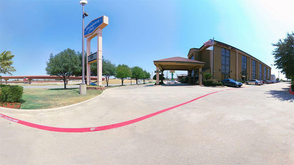 ホテル ホーム2 スイーツ バイ ヒルトン Dfw エアポート サウス アービング アーヴィング エクステリア 写真